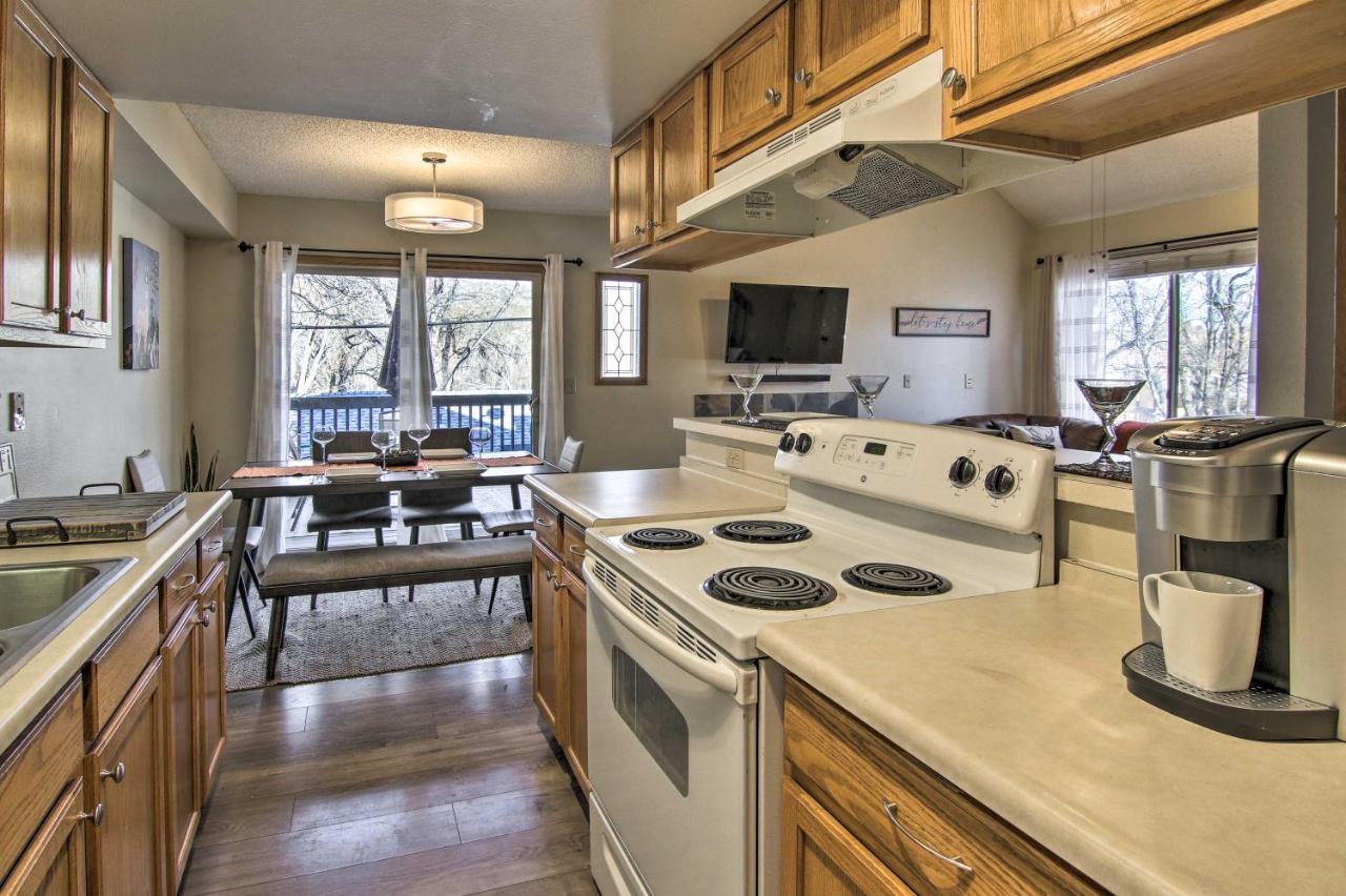 Апартаменты Manitou Springs Escape With Aandc And Private Deck! Экстерьер фото